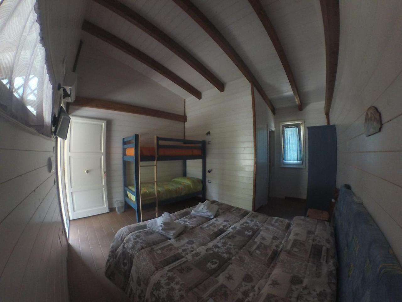 Готель Bioagriturismo Tenuta Montenuovo Calvera Екстер'єр фото